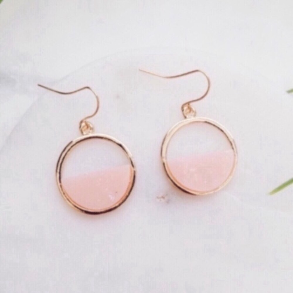 NWT Pink and Gold Acrylic Round Earrings